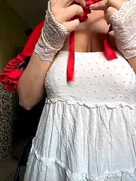 thigh hi online show from 10/31/25, 04:08