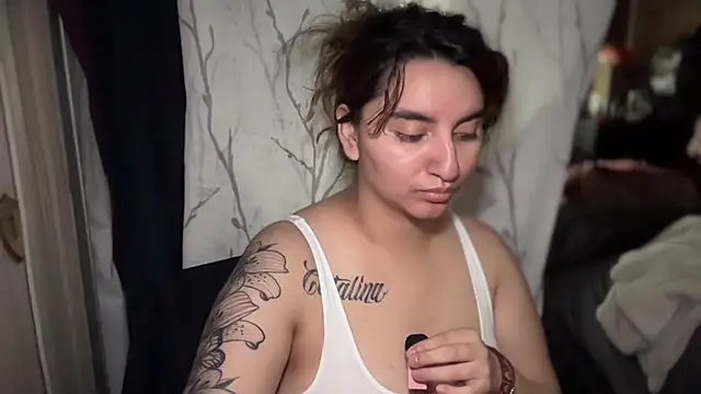 mamifresita online show from 11/26/25, 05:03