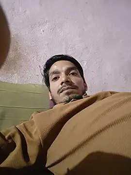 Snapshot of Tarun_0026 chatting on 06/08/26, 01:44 Tarun 0026 online show from 06/08/26, 01:44