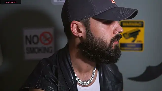 HairyRobxxx online show from 11/23/25, 04:29