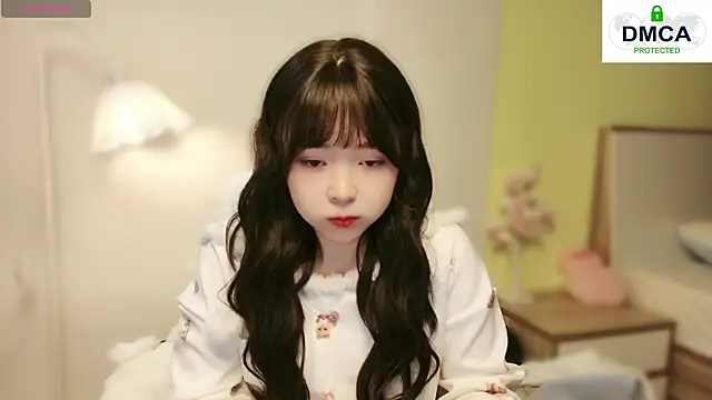 Chenjing0 online show from 01/18/25, 10:06