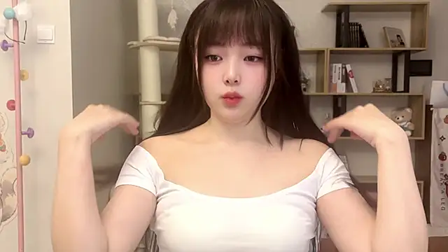 Chenjing0 online show from 10/14/25, 02:45