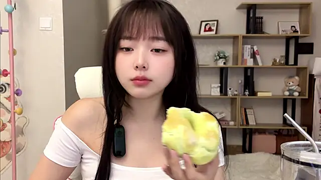 Chenjing0 online show from 10/21/25, 02:56