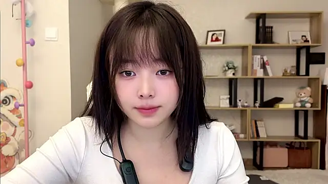 Chenjing0 online show from 10/25/25, 02:41