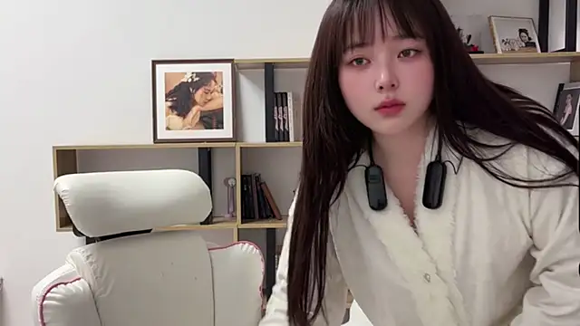 Chenjing0 online show from 03/16/26, 12:09