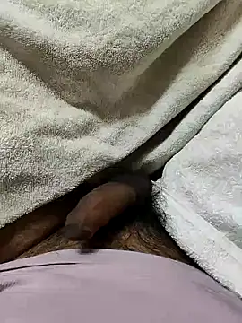 Snapshot of dreamers_dick chatting on 01/07/25, 08:10 dreamers dick online show from 01/07/25, 08:10