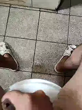 Snapshot of dreamers_dick chatting on 01/15/25, 02:49 dreamers dick online show from 01/15/25, 02:49