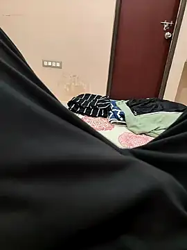 Snapshot of dreamers_dick chatting on 03/01/25, 12:12 dreamers dick online show from 03/01/25, 12:12