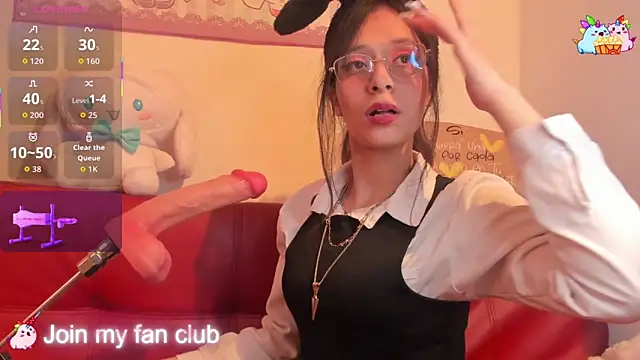 Misha Lover online show from 10/27/25, 10:03