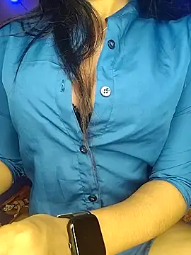 Snapshot of Hot__sallie chatting on 01/25/25, 11:44 Hot sallie online show from 01/25/25, 11:44