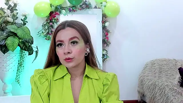 LiaCathaleya online show from 03/17/25, 08:09