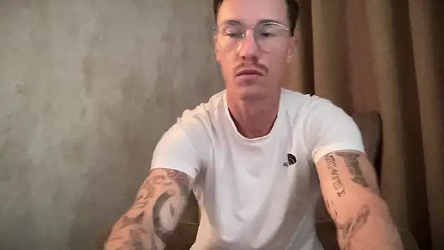 long 1313 online show from 10/19/25, 11:11