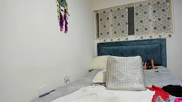 sofi saliva2511 online show from 11/30/25, 03:54