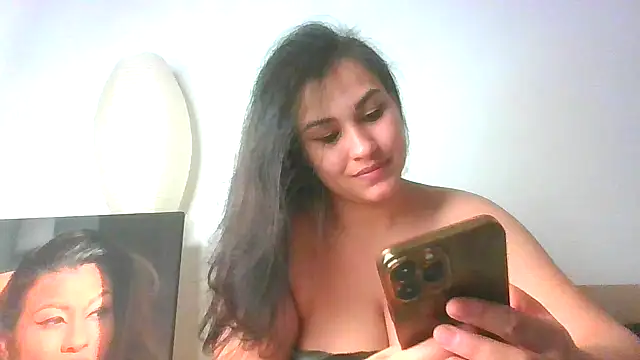 Snapshot of TheTopSecret chatting on 10/23/25, 06:13 TheTopSecret online show from 10/23/25, 06:13