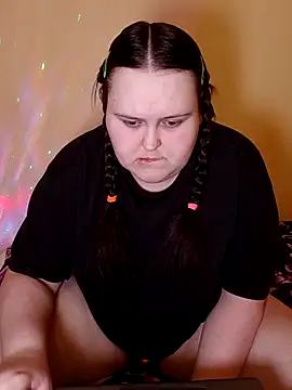 Snapshot of Masha_meow chatting on 04/28/26, 10:42 Masha meow online show from 04/28/26, 10:42