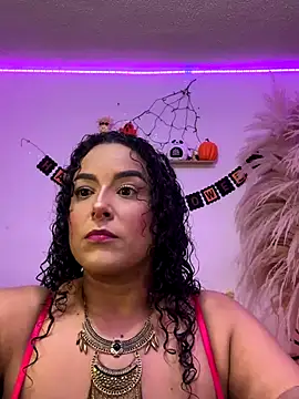 ariadna cooper online show from 10/22/25, 04:57