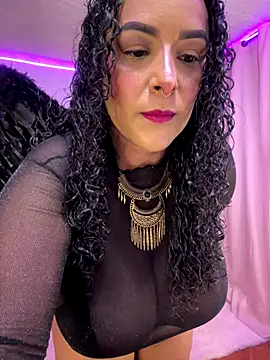 ariadna cooper online show from 10/26/25, 04:40