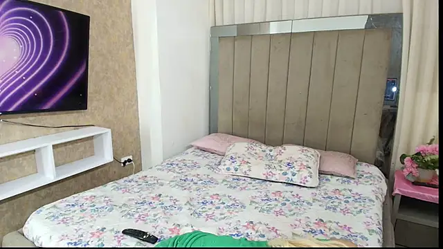 sexy melany xxx online show from 01/14/26, 05:46