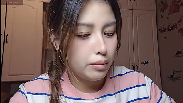 Lucky-xiuxiu online show from 02/22/25, 03:12