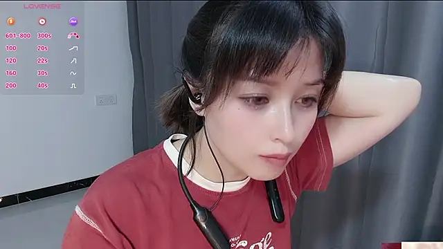 Lucky-xiuxiu online show from 10/10/25, 04:39