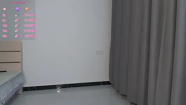 Lucky-xiuxiu online show from 01/14/26, 07:41