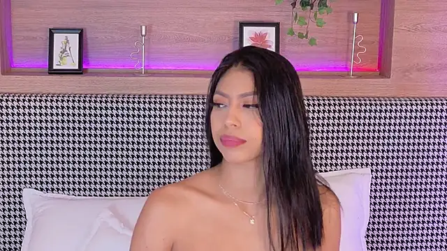 AbieHills online show from 03/13/25, 02:12