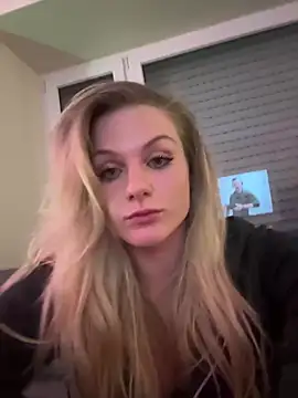 Snapshot of HotGermanGirl97 chatting on 02/11/25, 07:38 HotGermanGirl97 online show from 02/11/25, 07:38