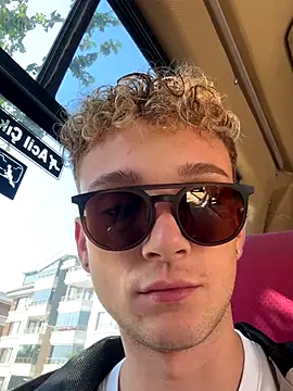 verici34 online show from 10/17/25, 07:33