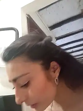 BELLA--26 online show from 02/25/25, 08:41