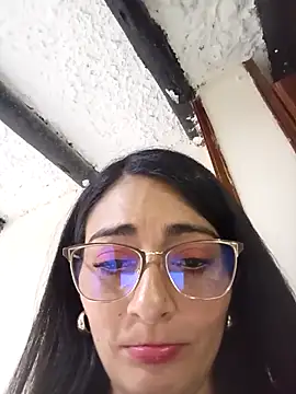 BELLA--26 online show from 02/28/25, 10:28