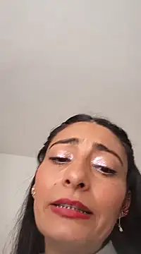 BELLA--26 online show from 03/13/25, 10:21