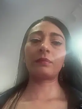 BELLA--26 online show from 11/22/25, 12:37