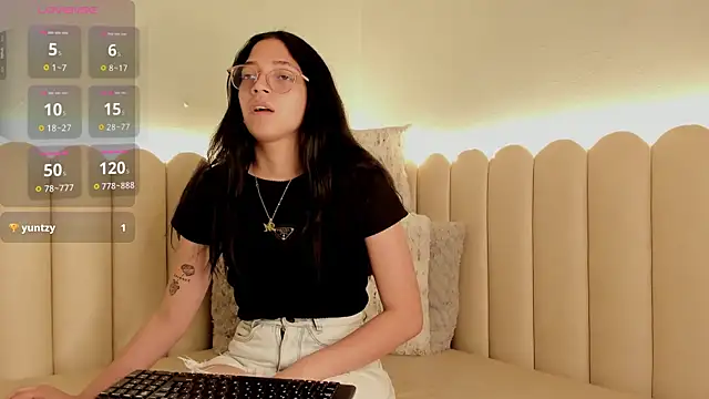 catalina rrosee online show from 01/02/25, 10:22