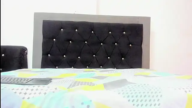 Snapshot of violetadumsper chatting on 02/03/25, 02:36 violetadumsper online show from 02/03/25, 02:36