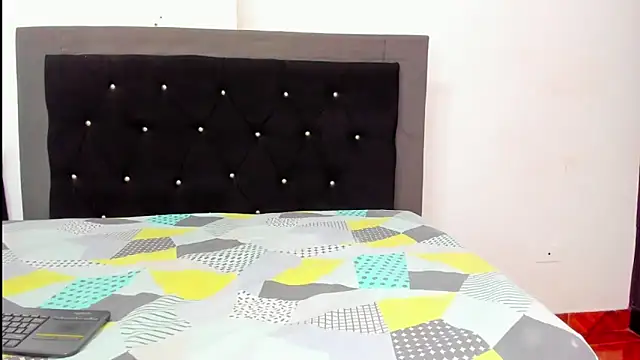 Snapshot of violetadumsper chatting on 02/04/25, 02:07 violetadumsper online show from 02/04/25, 02:07