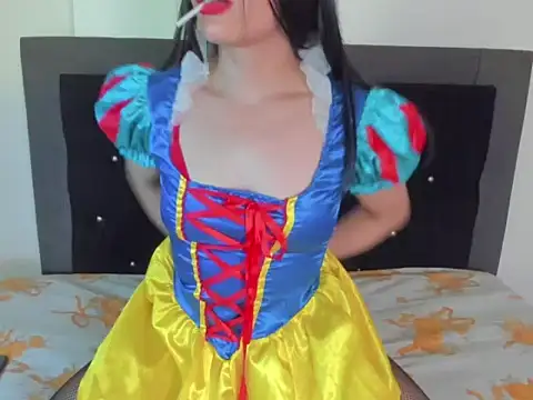 Snapshot of violetadumsper chatting on 11/01/25, 03:30 violetadumsper online show from 11/01/25, 03:30