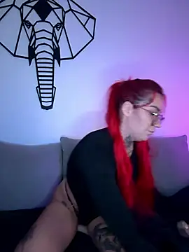 Mia-Fuchs online show from 09/29/25, 05:34