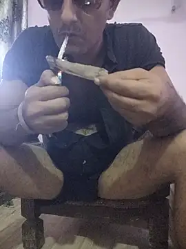 MAGNETICDADDY8 online show from 10/20/25, 11:16