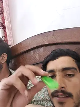 MAGNETICDADDY8 online show from 11/24/25, 07:13