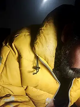 Snapshot of MAGNETICDADDY8 chatting on 01/08/26, 08:22 MAGNETICDADDY8 online show from 01/08/26, 08:22