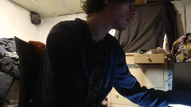 Snapshot of SadCatDaddy chatting on 01/23/25, 08:35 SadCatDaddy online show from 01/23/25, 08:35