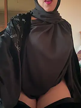 Snapshot of Sindrila_ chatting on 02/26/25, 12:47 Sindrila online show from 02/26/25, 12:47