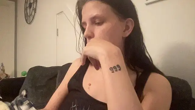 Snapshot of dixie_leigh chatting on 01/13/25, 10:45 dixie leigh online show from 01/13/25, 10:45