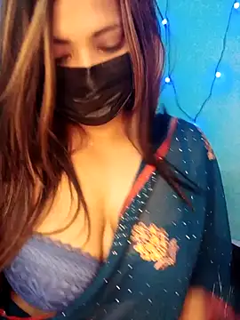 Snapshot of itz_Jezz_love chatting on 02/21/25, 12:17 itz Jezz love online show from 02/21/25, 12:17
