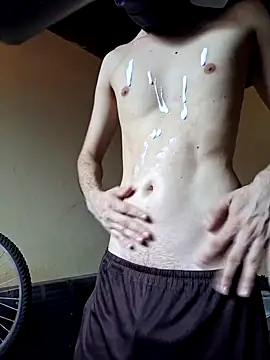 Snapshot of Uncutb0y chatting on 01/19/25, 07:47 Uncutb0y online show from 01/19/25, 07:47