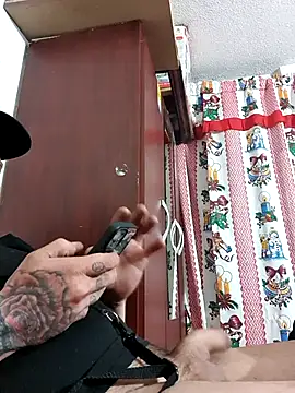 Snapshot of VDorseJHill6 chatting on 02/23/26, 08:12 VDorseJHill6 online show from 02/23/26, 08:12