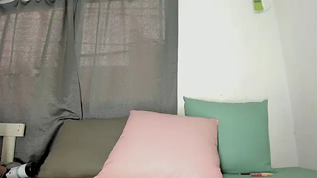 maison sofia1 online show from 01/17/25, 12:31