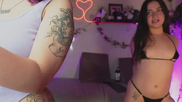 Snapshot of bri_cullen chatting on 09/27/25, 10:59 bri cullen online show from 09/27/25, 10:59