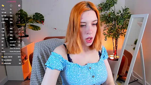 Mikka Blush online show from 01/28/25, 03:57