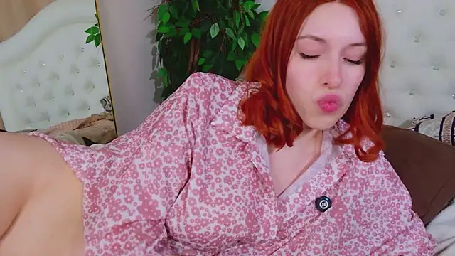 Snapshot of Mikka_Blush chatting on 06/03/26, 11:21 Mikka Blush online show from 06/03/26, 11:21
